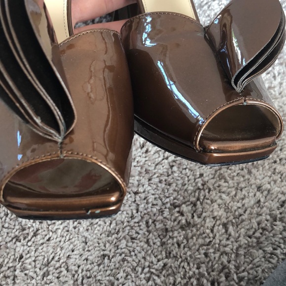 🛑 SOLD! Prada Patent Leather Sandals - Picture 9 of 9